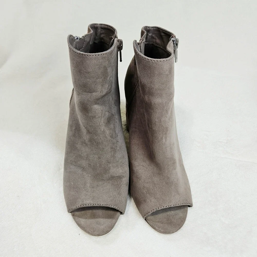 Candie's Taupe Floral Embroidered Peep Toe Ankle Boots 7.5 Boho Cottagecore